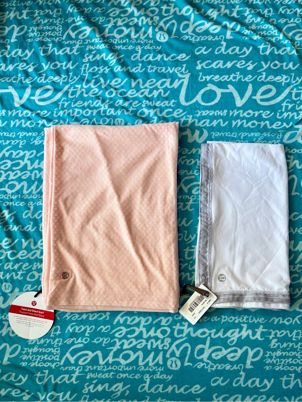 NWT‼️ Lululemon Scarf & Bandana